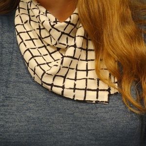 Black And White Design Square Scarf